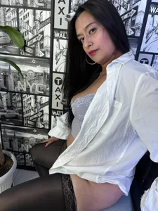 Paola-Martinez 💦I would love for you to take off my shirt 💦 Εικόνα 4