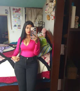 anahi_022 Public Pic 5