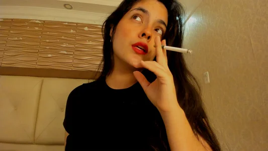 sofiaclausss Cigar and me sexfoto 5