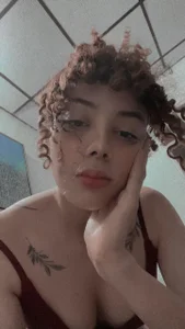 LioraVelvetC hey guys Εικόνα 6