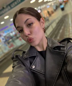 EsmeGarrett It's cute me Pic 3
