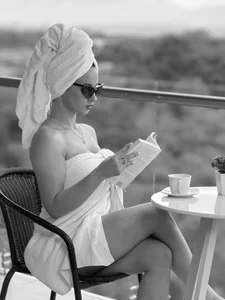 KateOwens elegance and elegance Immagine  3