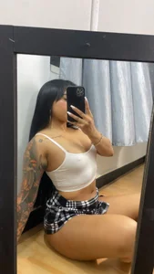 AGATHASMITH5 Hey guys ! Pic 4