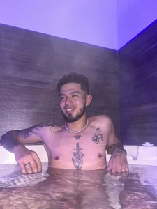 Anthony-Martin Public Foto 9