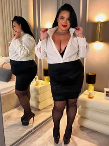 RubiHarper Not your usual 9 to 5 look slika