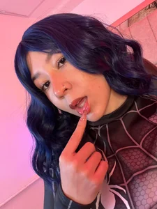 ElaRabbit kullanıcısının Black Spider girl albümü -  2 fotoğraf