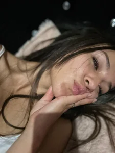 _Abby_23_ Public Pic 3