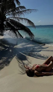 SexyyCleo Public  2টি ছবি
