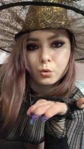 LaneDoell witch) Poză 5