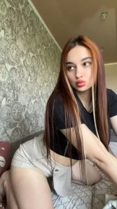 CarlGoldey Public Pic 2