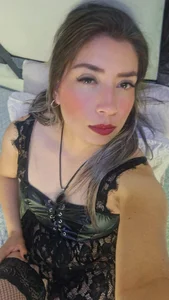 ElizabethAdams_のI think of you at all timesの枚の写真