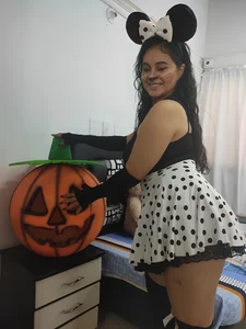 Sharon-Hot77s HALLOWEEM sexfoto 2