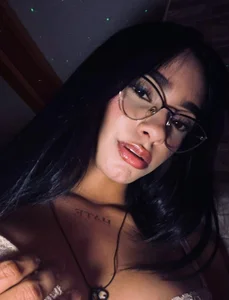 E M I L Y de Emelyy_Jones Foto 2