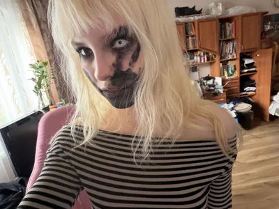 HannahHolliss experimental make-up Hình 6
