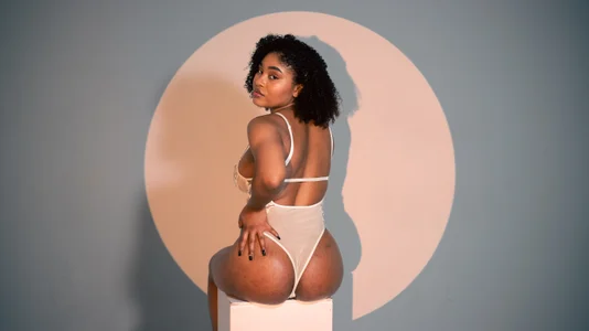 ohrianagibson I'll be your poodle 🐩💫 Pic 3