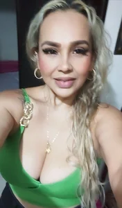 Aunty_milf me mature horny Pic 2