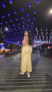 IsabellaandHannah Public Pic 2