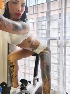 gym white od juliane_sweer1  6 snímek