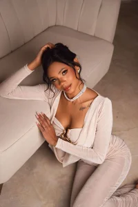 AlessiaBassi's Elegant 🍷 Sex Photo 3