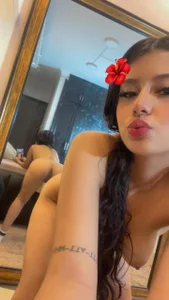 celena-squirt sexy Pic
