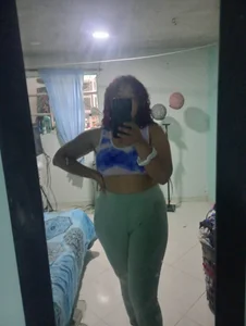 alexandraluv Casual Foto 3