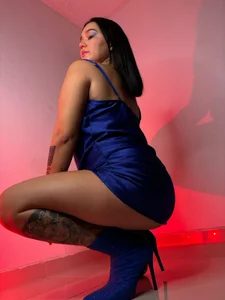 ValenG023 turn off the lights and turn on the stars Pic 2