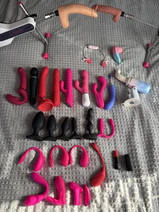 ShowmeYourfetish My assortment of toys 🧸 Billede 4
