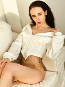 Wrapped in your love od MaudAle  2 snímek