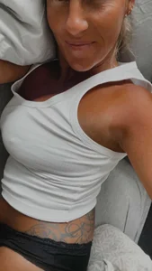 nastyblondemilf Public Foto 5