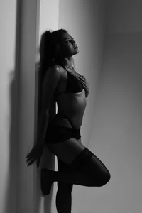 ZoeRuiiz Damn seduction 🔥 Pic 3