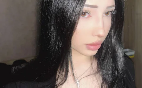DianaRayyy Public slika 4