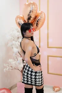 MadameDesade Happy Valentine's Day, my gift is you cumming thinking of me 😈💦 รูป  6