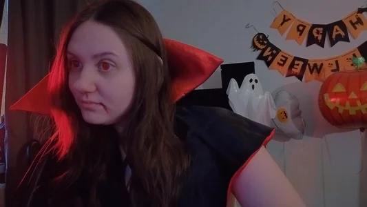 Holy_Kveta Halloween 2026 Pic 3