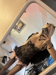 DollyVee Public зображення 8