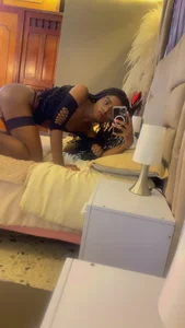 Brittanychanell Public Poză 3