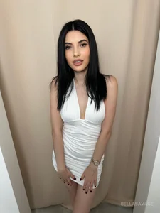 Anita_Robby Burning brunette Pic 3