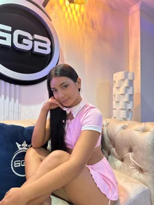 MeganCruzGB I love the pink and you 🥺🙈 Pic