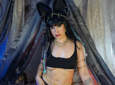 scarlette69: HAPPY HALLOWEEN🎃👀 ( 3 фото)