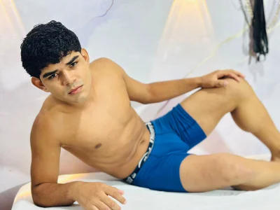 Lucho_Hot Public зображення 3