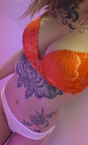 piinky: 👙📸 ( 2 фото)