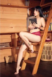 lily_boo Public Pic 3