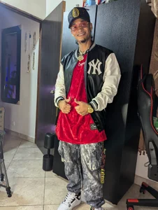 _MACCARTHY_TAYLOR Public Hình 2