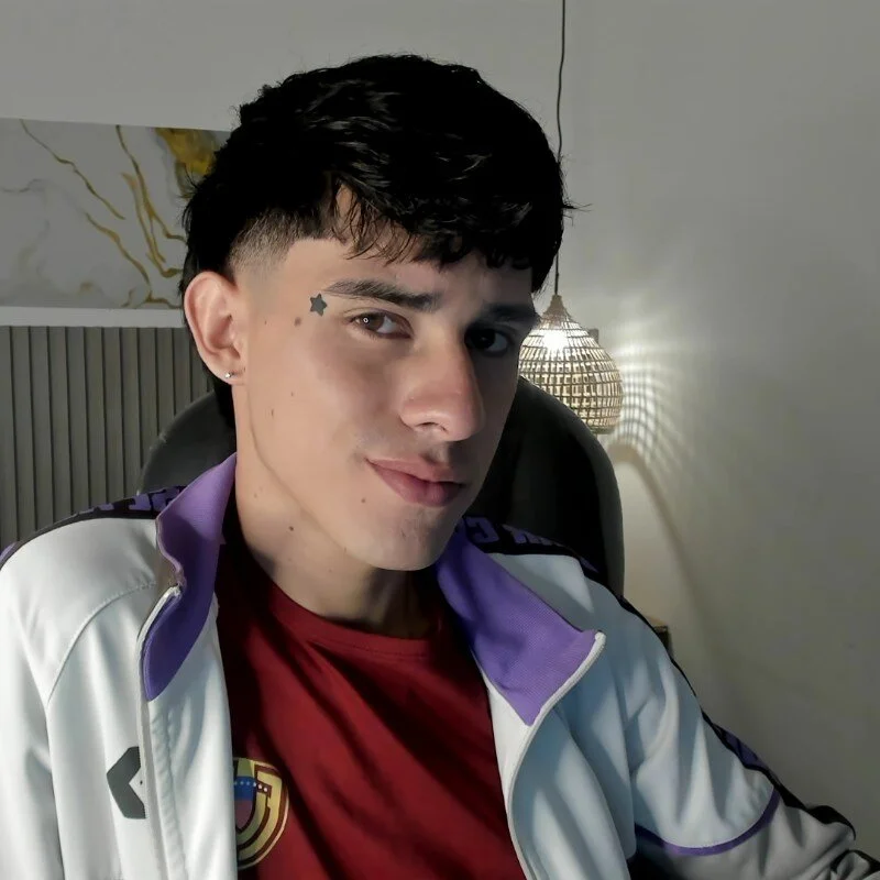 Dyla_n18 熱門圖片 2513