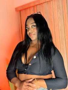 EbonyRose__ Public Pic 4
