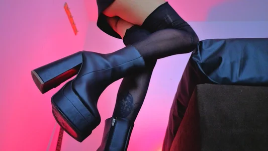 Kandy_hendrick Kindy leather 😈 Pic 6