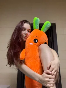 PetraHambelton My Carrot🍑 Pic 5