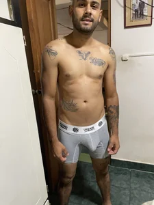 DingulsのPublicの 4枚の写真