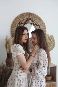 😚 de EarleneGoreham  5 Imagens