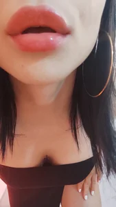 Elowyn The color black is one of my favorites .😍 รูป  7