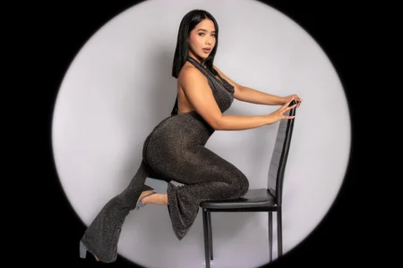 HilaryQueen_Public图片